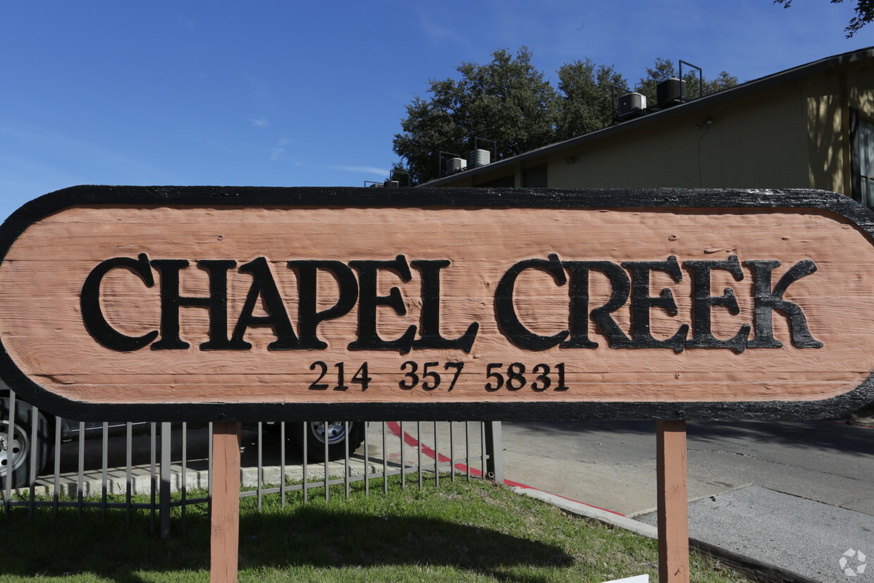 Foto principal - Chapel Creek Apartments