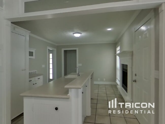 Building Photo - 100 Chitwood Ct