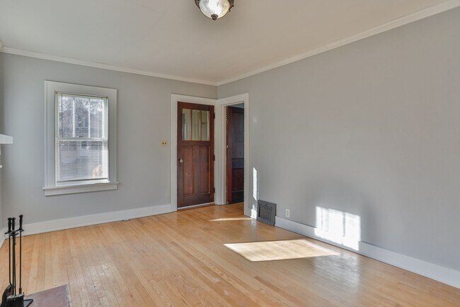 Foto del edificio - 2 Bed 1.5 Bath Single Family Home With Large Upper Loft Area in Wausau