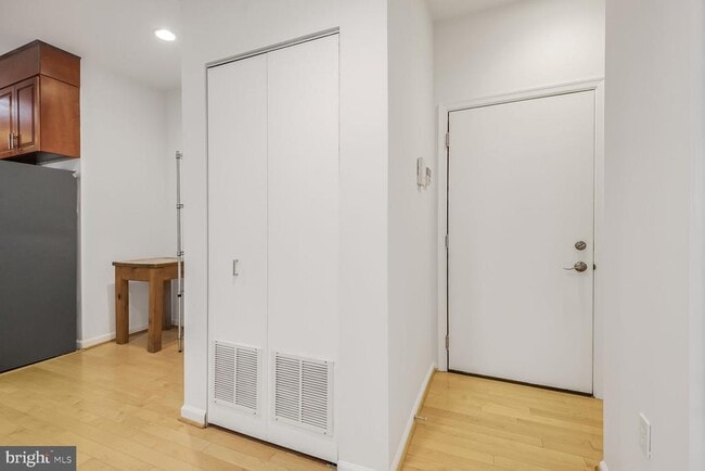 Foto del edificio - 424 Q St NW