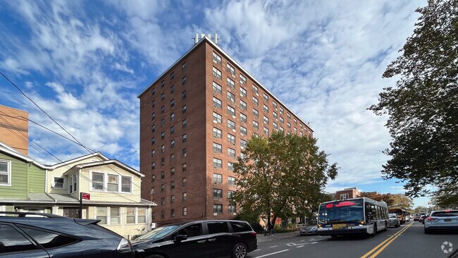 45-25 Kissena Blvd - Helen R. Scheuer House