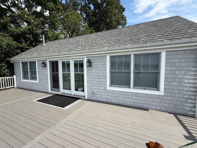 Building Photo - 169 E Shore Rd