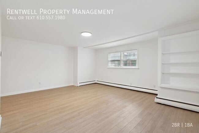 Building Photo - 2BR 1BA Ground Bi-level Apartment Availabl...