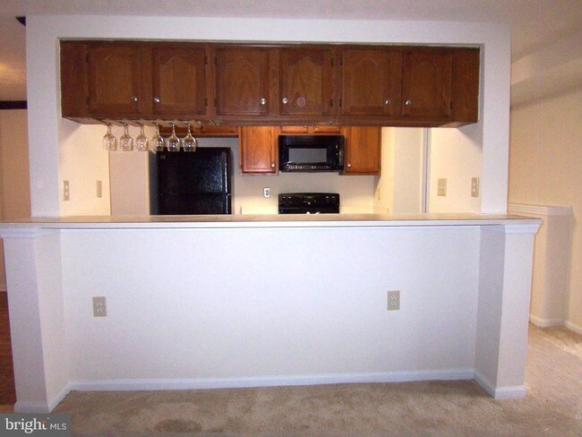 Building Photo - 1305 Clover Valley Way