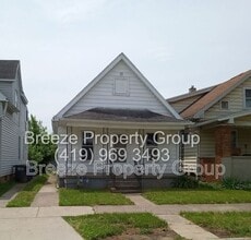 Building Photo - 528 E Central Ave
