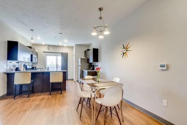 Foto del edificio - 950 4th St NW