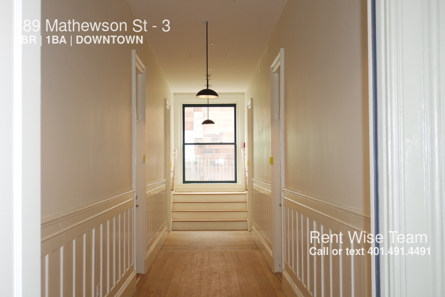 Primary Photo - 189 Mathewson St