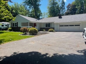 Building Photo - 223 Fairport Rd
