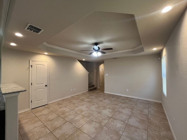Foto del edificio - 6962 Lakeview Dr. #101, San Antonio, TX. 7...