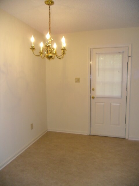 Foto del edificio - 3432-A Old Chapel Hill Road Durham, NC 27707