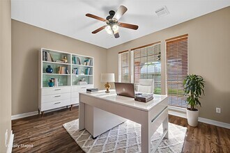 Building Photo - 3111 Shiloh Dr