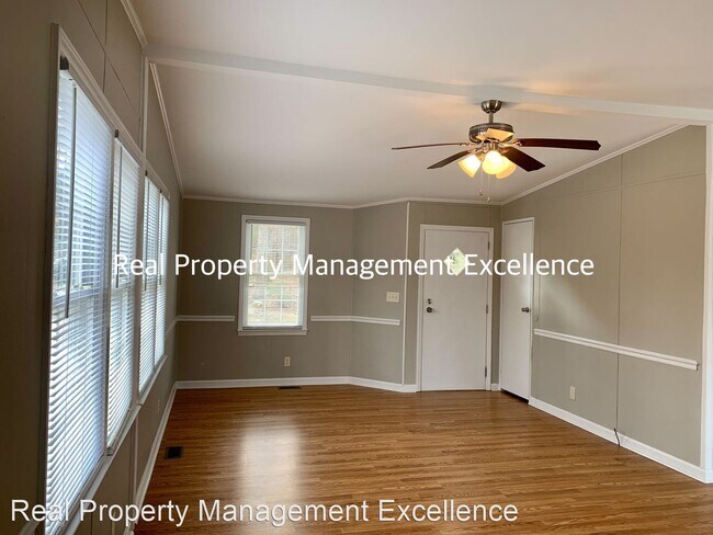 Building Photo - 3 br, 2 bath House - 196 Korat Lane