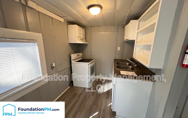 Foto del edificio - 3402 Coleman Ave