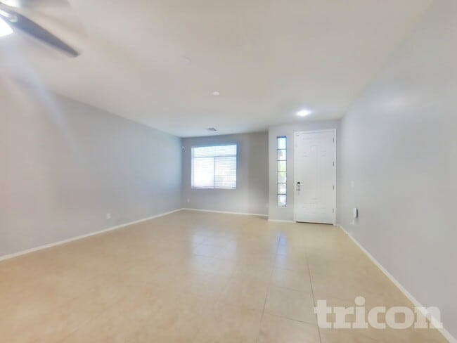 Building Photo - 43633 W Cydnee Dr