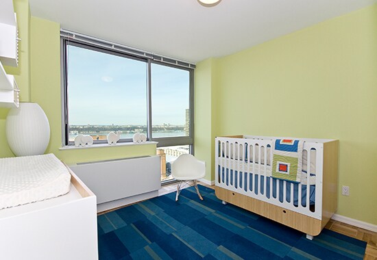 Building Photo - 459 W 37th St