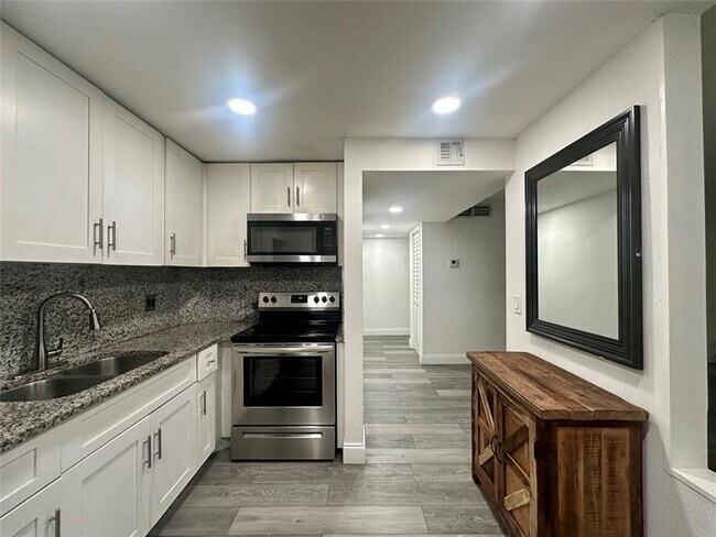 Foto del edificio - 608 NW 13th St