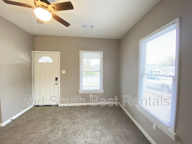 Foto del edificio - 2215 S Cedar St