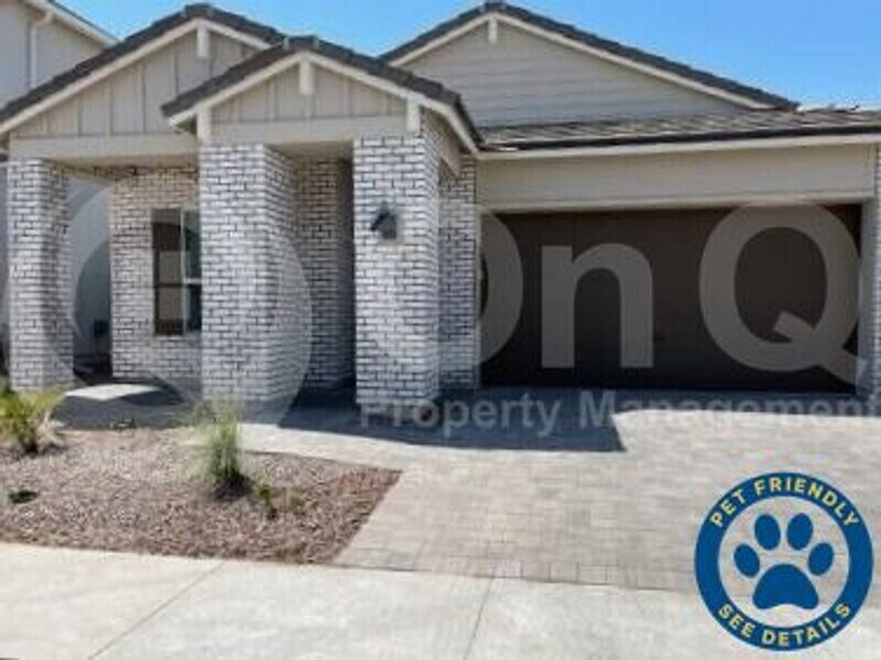Foto principal - 5119 E Shady Glen Ave