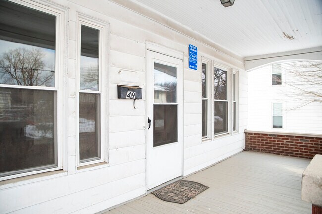Building Photo - 49 E Stimson Ave