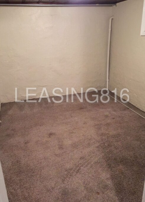 Foto del edificio - Small Apartment Near Cerner, NKC