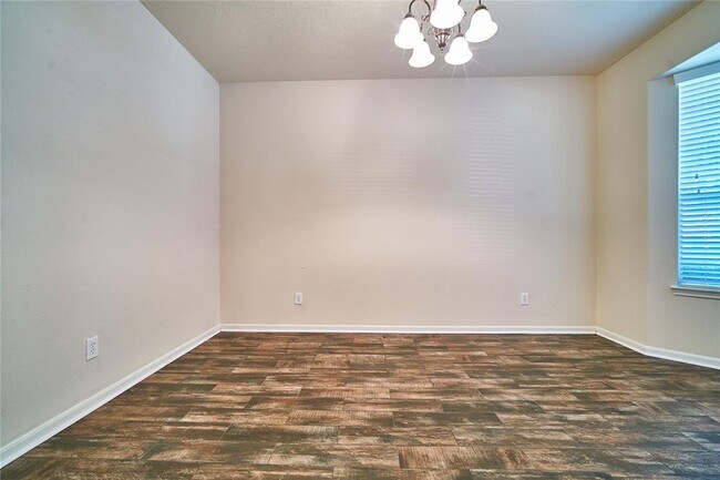 Building Photo - 7903 Crystal Moon Dr