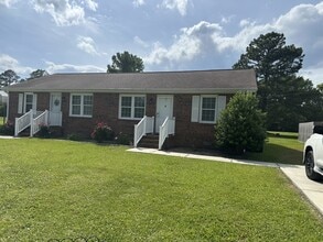 Building Photo - 1205 Cherry Ln