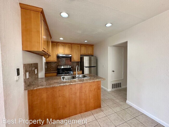 Foto del edificio - 3 br, 2 bath House - 32949 Lake Mead Dr.