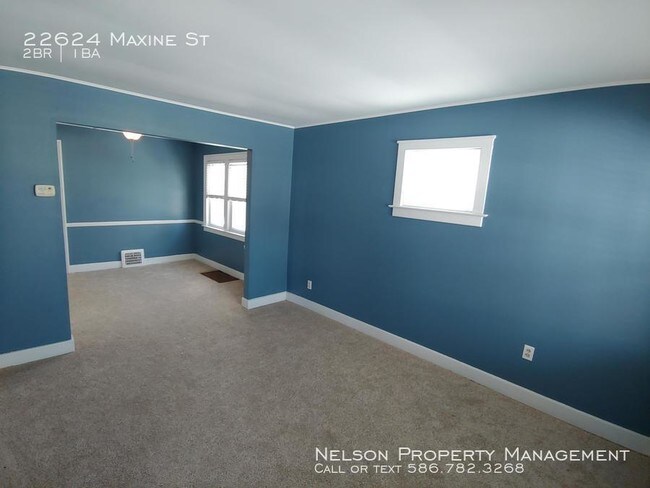 Foto del edificio - 22624 Maxine St