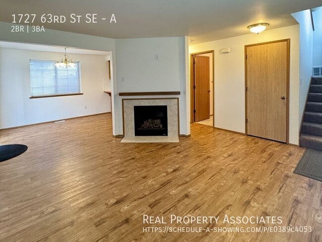 Building Photo - 1727 63rd St SE