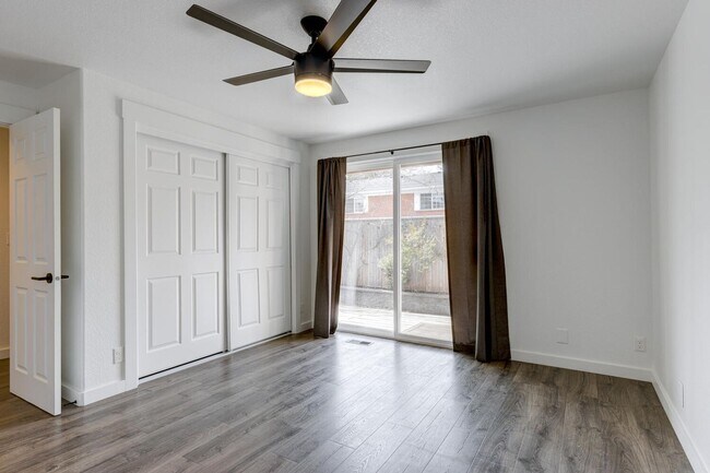Foto del edificio - 2bd, 2b Urban Townhome awaits in SE Boise!