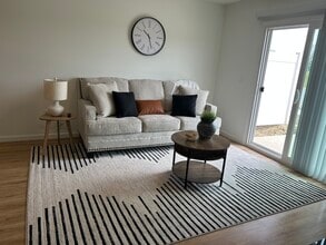 Building Photo - Gateway Apartments