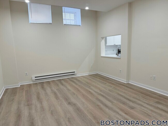 Foto del edificio - 452 Park Dr