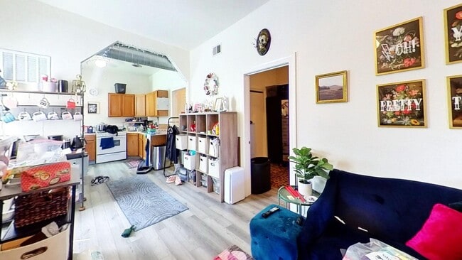 Foto del edificio - 4113 N Lincoln Ave