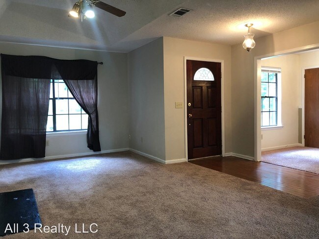 Building Photo - 3 br, 2 bath House - 6073 Sherburn Road