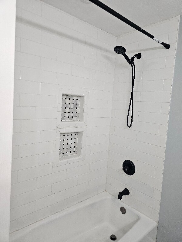 Building Photo - 7504 Conser