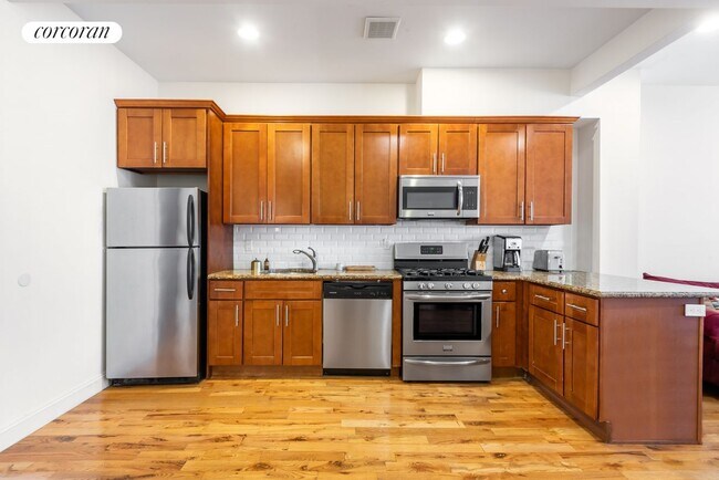 Foto del edificio - 84 Cornelia St