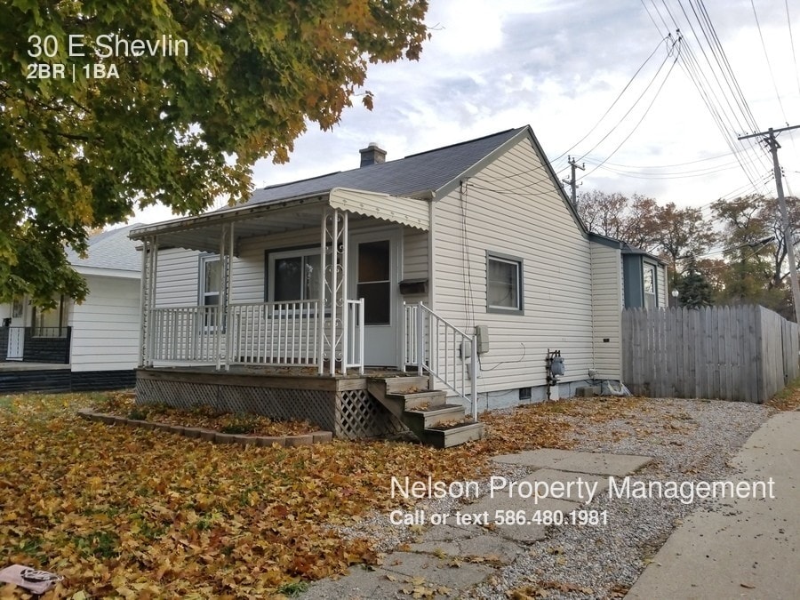 30 E Shevlin Ave, Hazel Park, MI 48030 Condo for Rent in Hazel Park