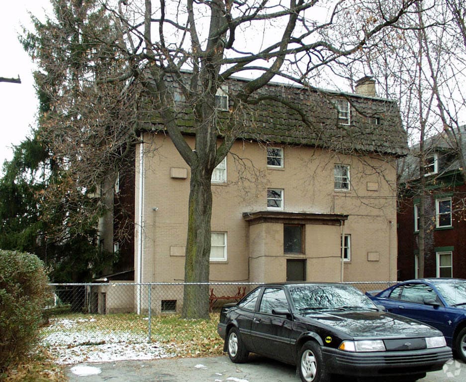 Alternate building view - 700 N Negley Ave