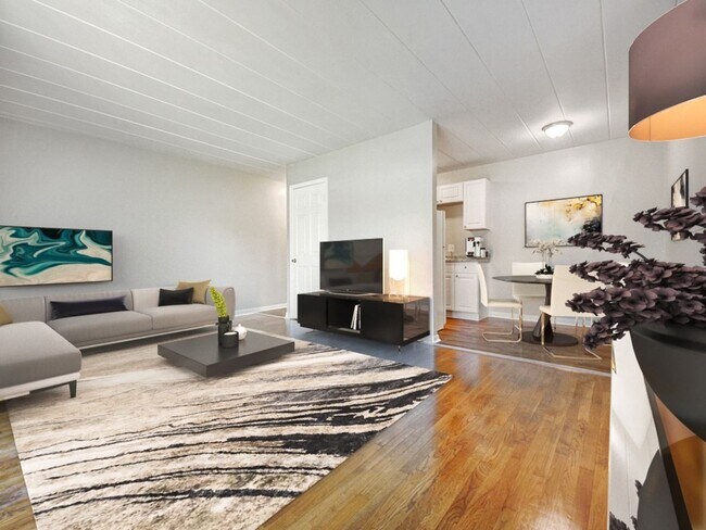 Foto del edificio - Spacious 2-Bedroom Apartments at Groesbeck...