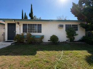 Building Photo - 4810 Cahuenga Blvd