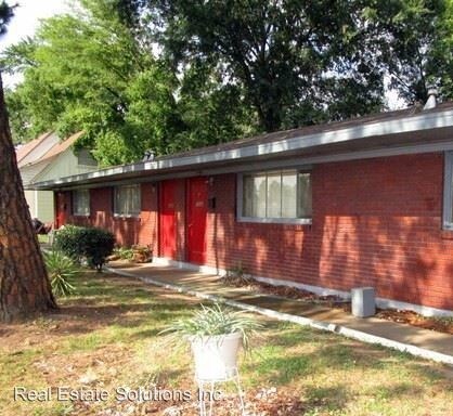 Primary Photo - 3002-3008 N West St