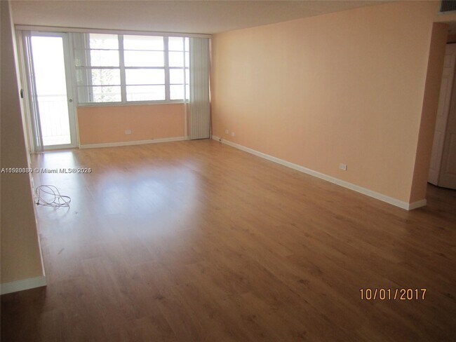Foto del edificio - 251 174th St