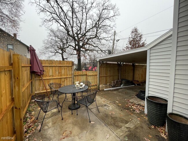 Building Photo - 1 br, 1 bath House - 4801 Francis St