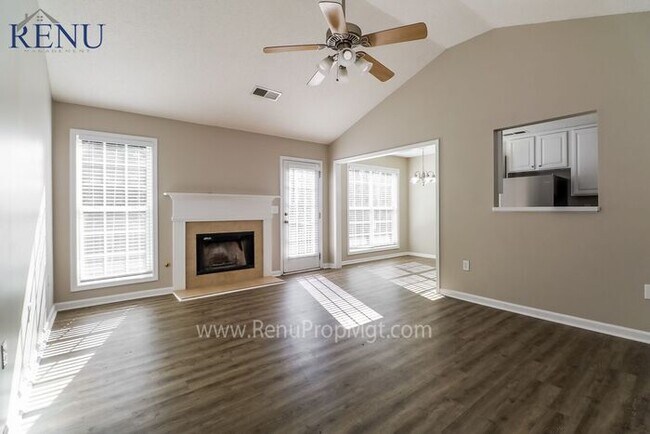 Foto del edificio - Now Available! 5 Bedroom 3 Bath!