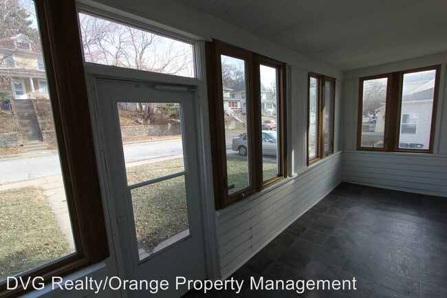 Building Photo - 3 br, 1 bath House - 624 N. 41st St.