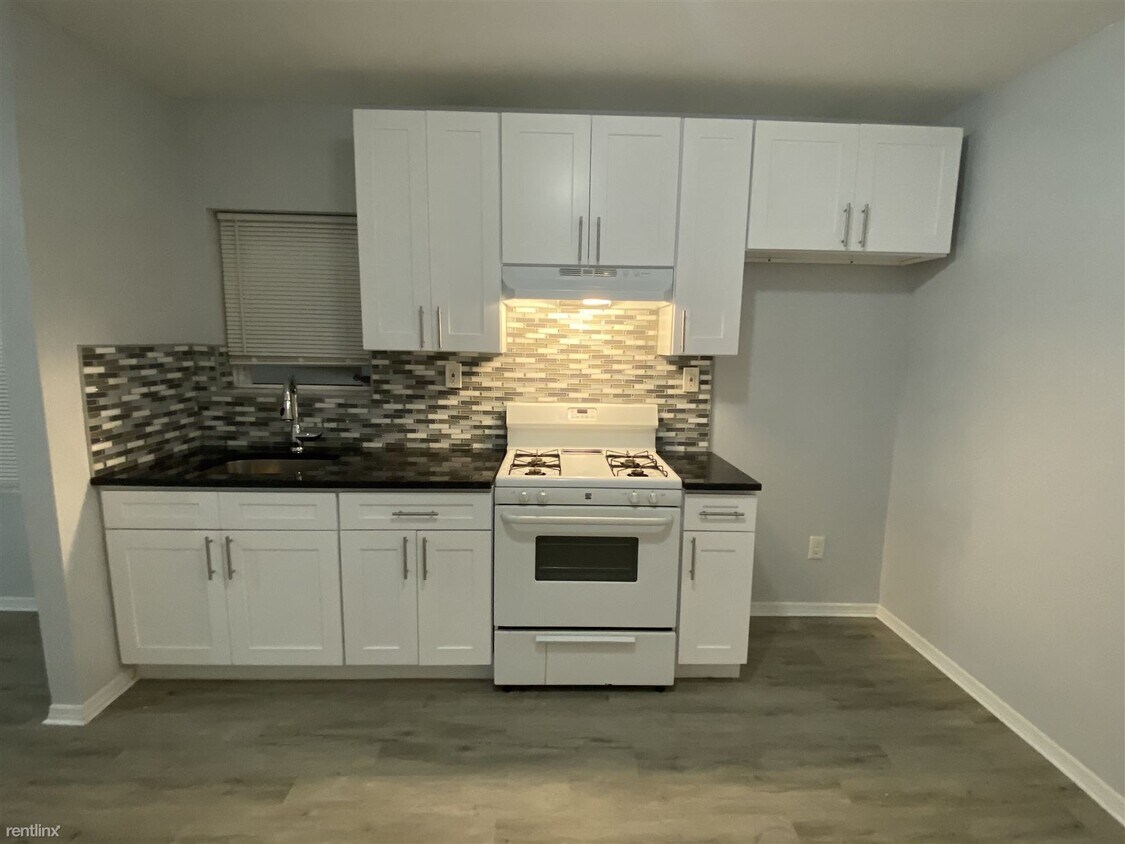Primary Photo - 3 br, 2 bath Duplex - 20 Mission St Unit 1 1