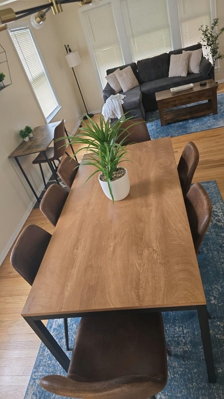 Building Photo - 1469 Sherbrook Rd