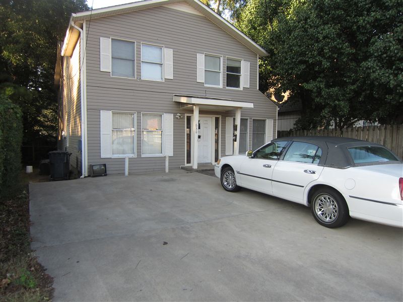 Primary Photo - 630 W Strawn Ave