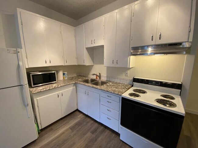 Foto del edificio - 1311 W 14th Ave