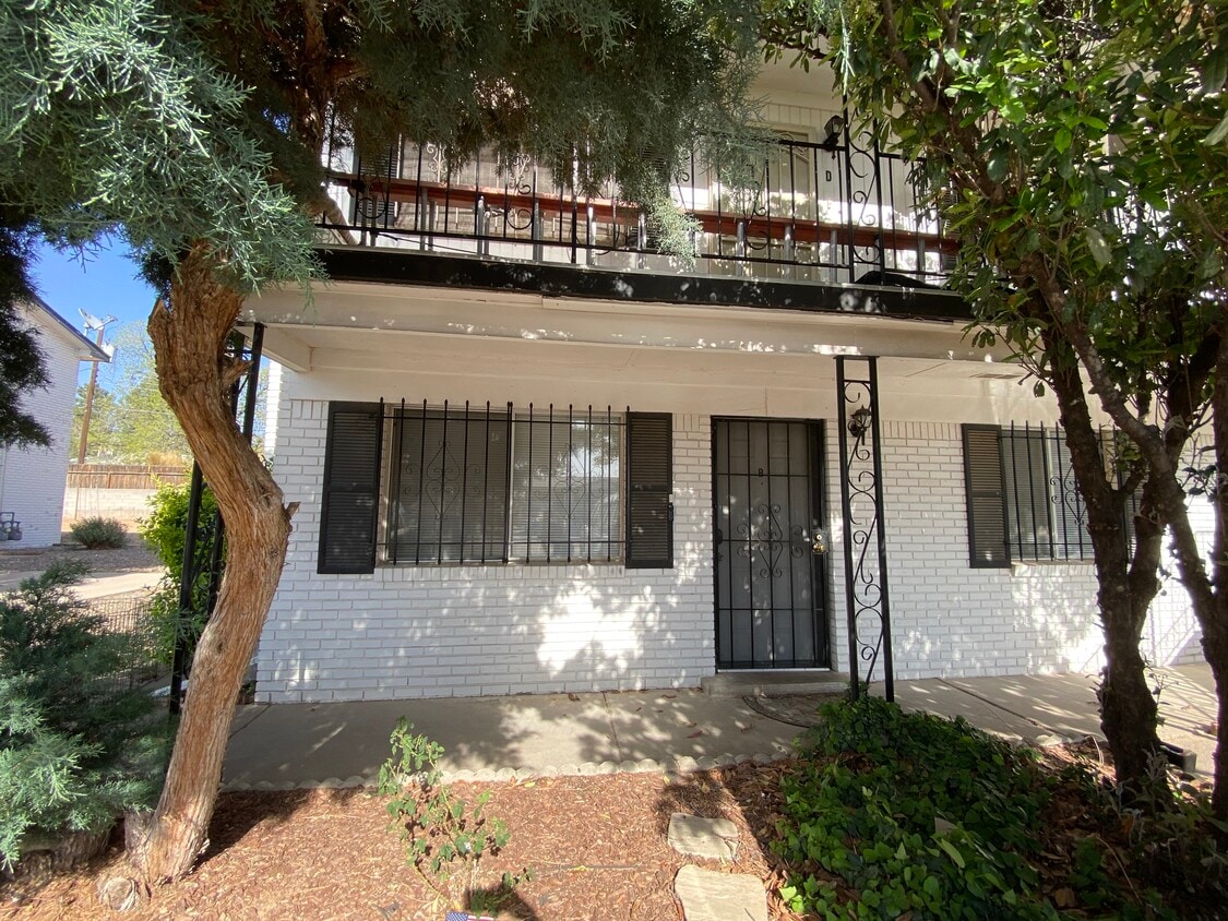 3916 Ortiz Ct NE Unit B, Albuquerque, NM 87110 Condo for Rent in